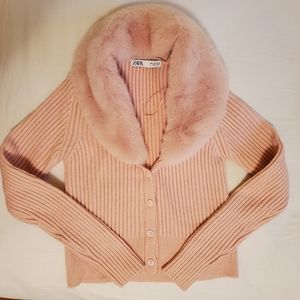 Zara S Pink Knit Button Up Cardigan with Faux Fur Collar